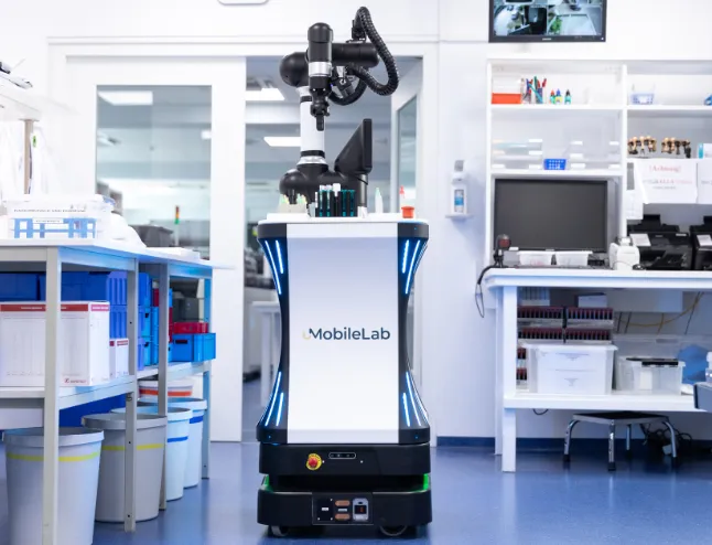 umobilelab, robot for lab automation, lab automation