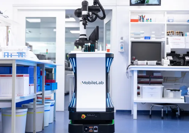 The Future of Lab Automation –   How Service Robots Can Shape The Lab of Tomorrow ?